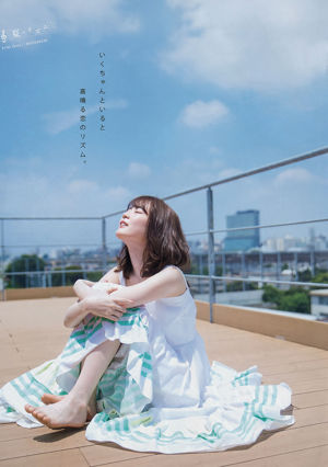 [Young Magazine] Erika Ikuta Sakura Araki 2018 No.38 รูปภาพ