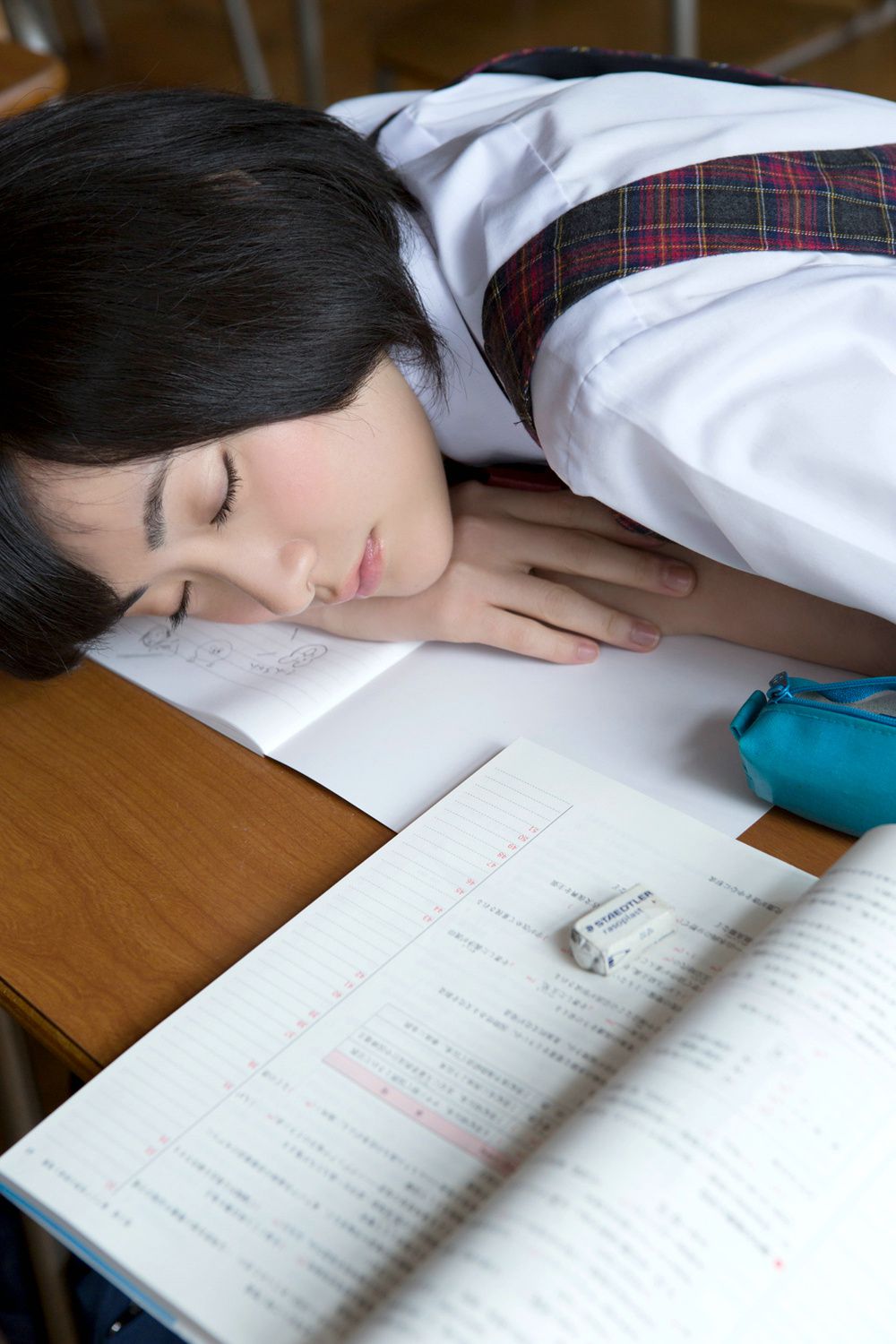 Rena Matsui Page 4 No.b353d1