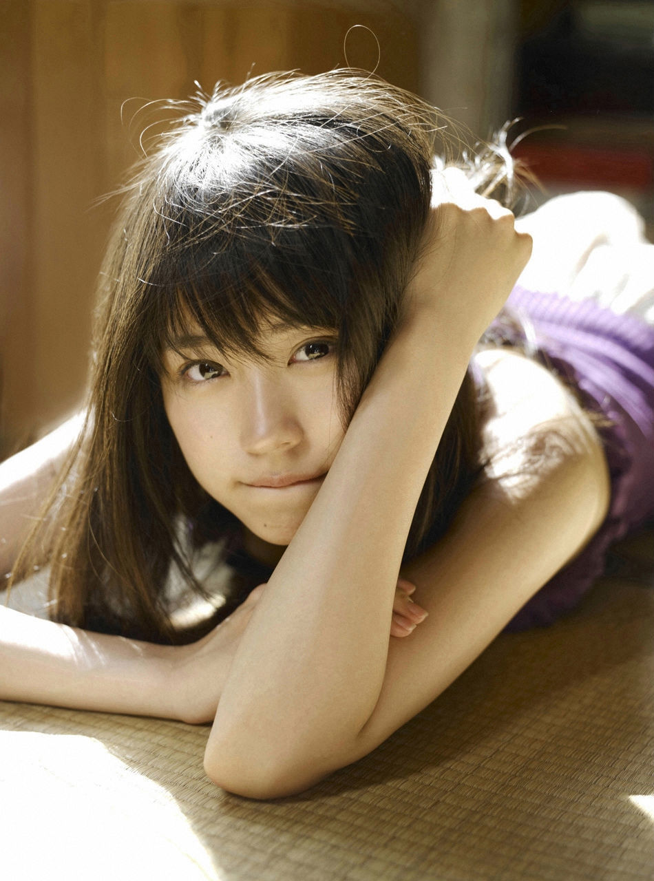 Kasumi Arimura "WPB 2012" Página 20 No.3531f2