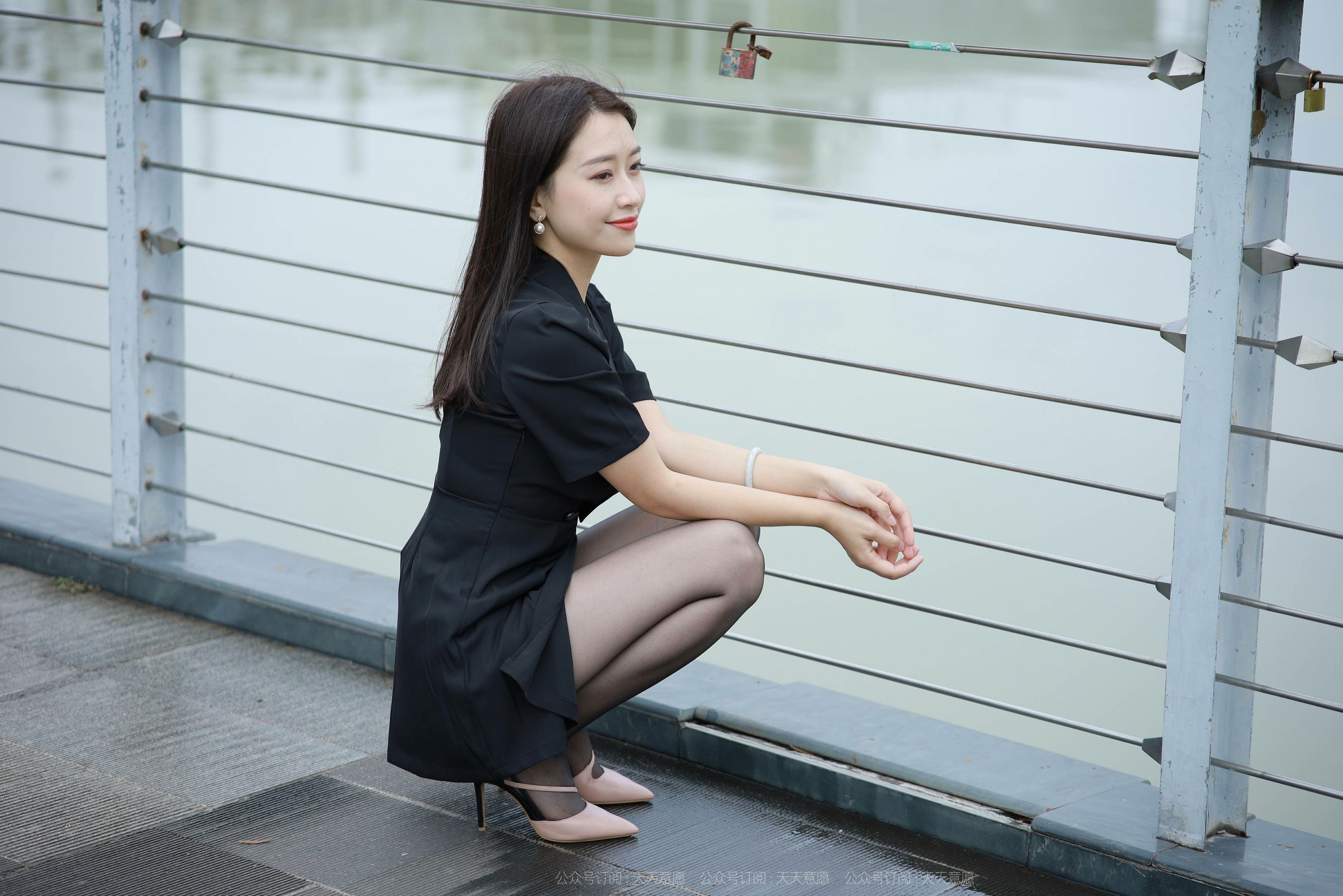 [IESS 奇思趣向] Model: Xiaojie "Beauty on the Bridge" Page 42 No.070fe0