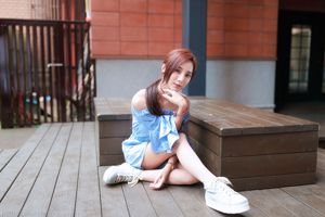 [Taiwan Zhengmei] Lynne Yuxuan "Außerhalb der Taiwan University"