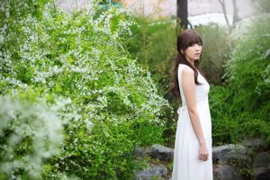 Li Enhui의 "아름다운 하얀 드레스"야외 촬영