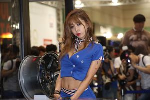 Xu Yunmei "2014 Seoul Motor Show" stewardess uniform serie collectie